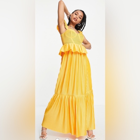 ASOS DESIGN Petite Corset Detail Pleated Tiered Maxi Dress in Marigold Size 6 - Picture 3 of 11